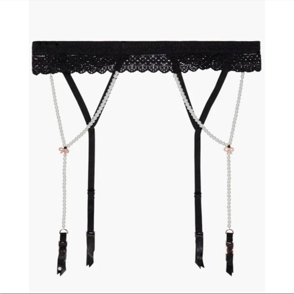 Savage X Fenty Other - NWT SAVAGE X FENTY STRING OF PEARLS GARTER IN THE COLOR “Caviar” OS (XS-XL)